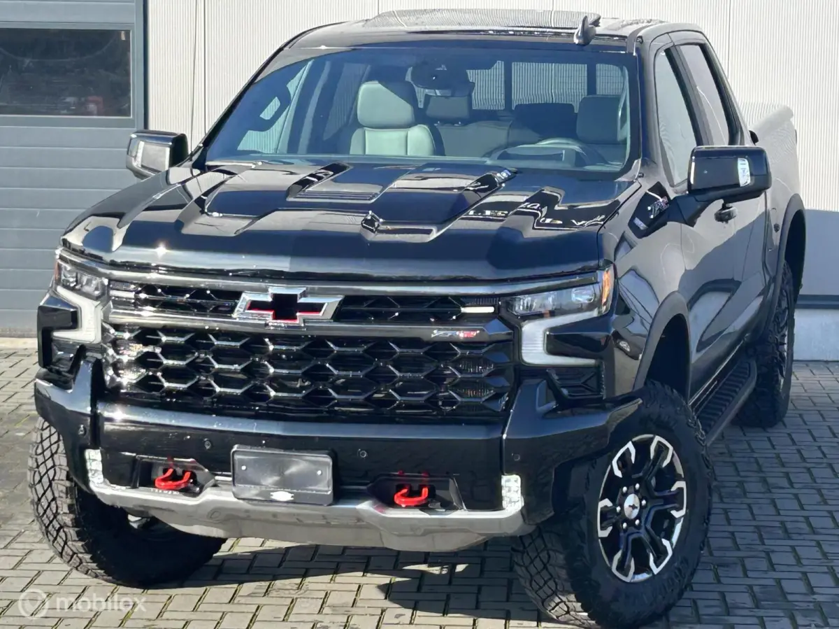 USA ZR2 6.2 V8