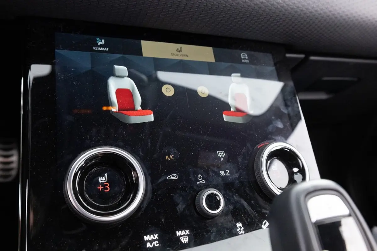 P300e AWD R-Dynamic S | SCHUIFDAK | CARPLAY | Full LED | LEDER | EL. Stoel | PHEV