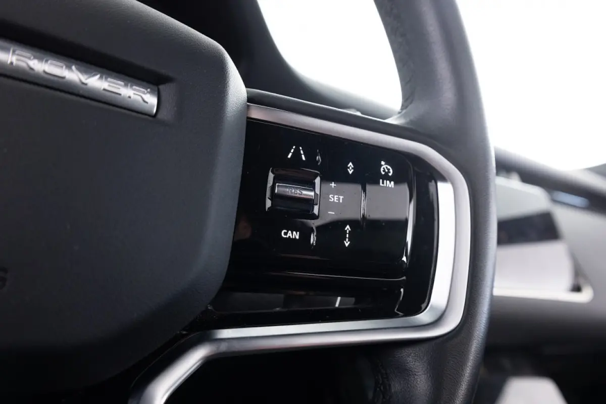 P300e AWD R-Dynamic S | SCHUIFDAK | CARPLAY | Full LED | LEDER | EL. Stoel | PHEV