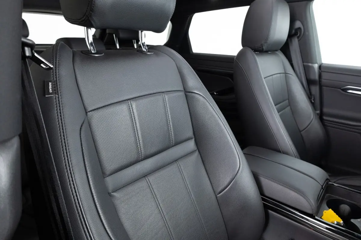 P300e AWD R-Dynamic S | SCHUIFDAK | CARPLAY | Full LED | LEDER | EL. Stoel | PHEV