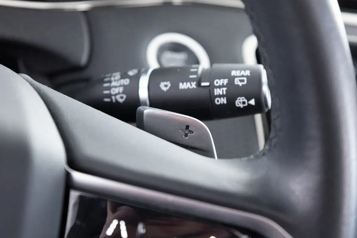 P300e AWD R-Dynamic S | SCHUIFDAK | CARPLAY | Full LED | LEDER | EL. Stoel | PHEV