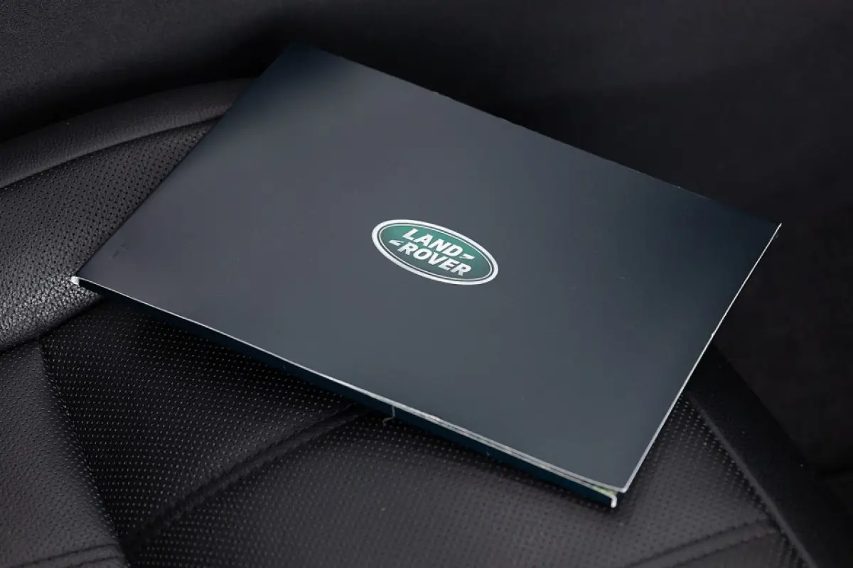 P300e AWD R-Dynamic S | SCHUIFDAK | CARPLAY | Full LED | LEDER | EL. Stoel | PHEV