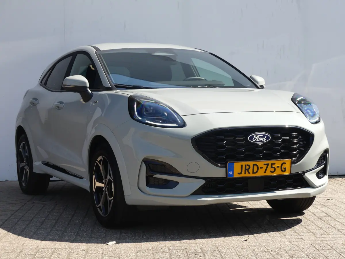 1.0 EcoBoost ST-Line | CAMERA | STUUR+STOEL+VOORRUITVERWARMING | ELEKTRISCHE ACHTERKLEP | APPLE CARPLAY / ANDRIOD AUTO | NAVI |