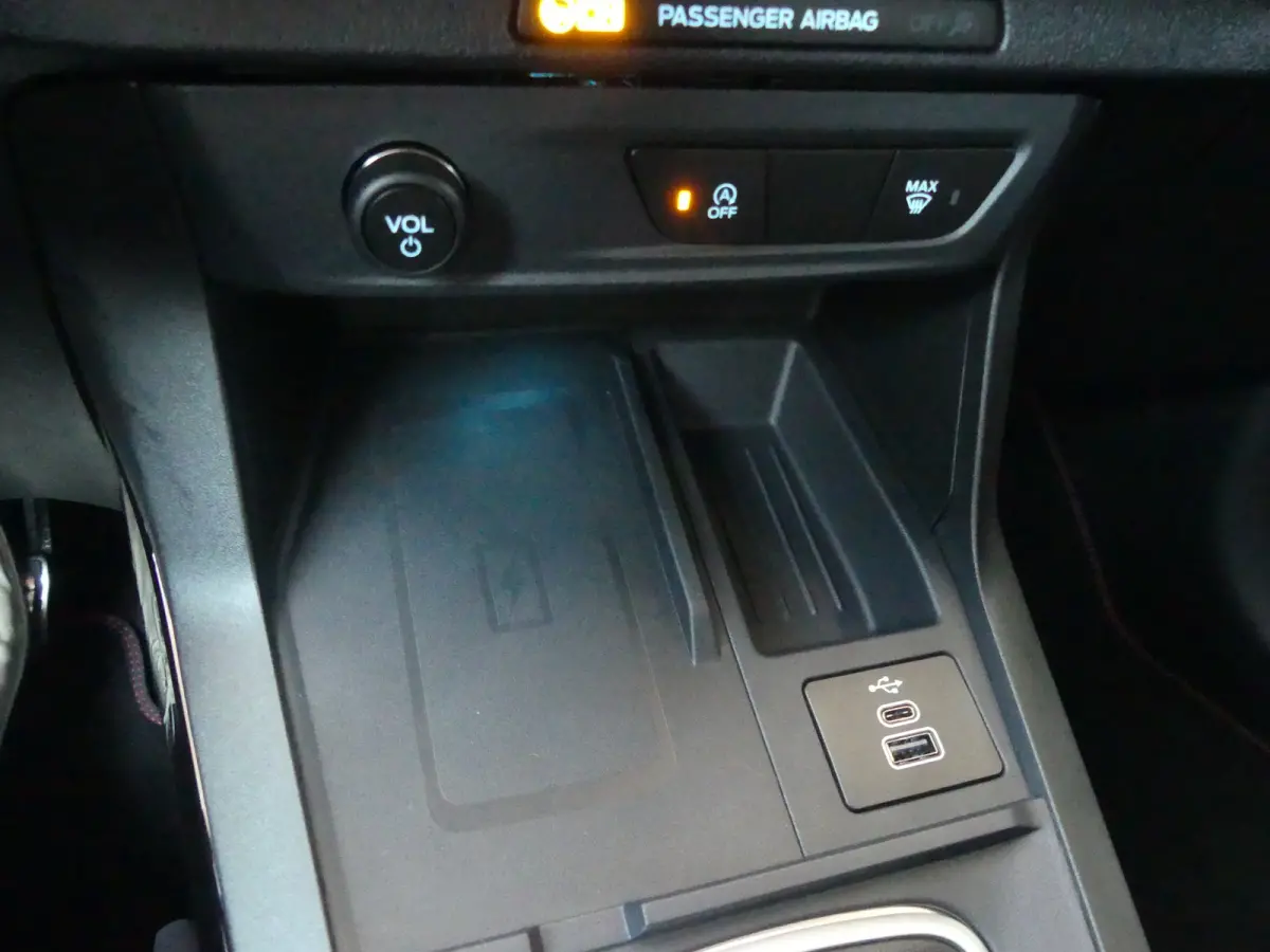 1.0 EcoBoost ST-Line | CAMERA | STUUR+STOEL+VOORRUITVERWARMING | ELEKTRISCHE ACHTERKLEP | APPLE CARPLAY / ANDRIOD AUTO | NAVI |