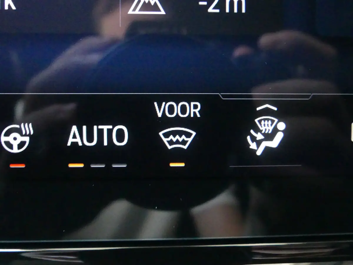1.0 EcoBoost ST-Line | CAMERA | STUUR+STOEL+VOORRUITVERWARMING | ELEKTRISCHE ACHTERKLEP | APPLE CARPLAY / ANDRIOD AUTO | NAVI |