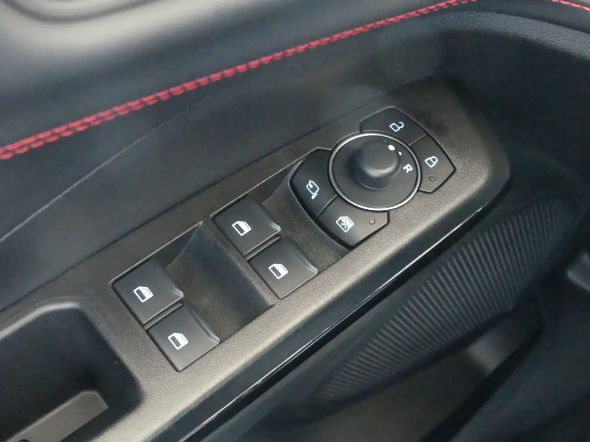 1.0 EcoBoost ST-Line | CAMERA | STUUR+STOEL+VOORRUITVERWARMING | ELEKTRISCHE ACHTERKLEP | APPLE CARPLAY / ANDRIOD AUTO | NAVI |