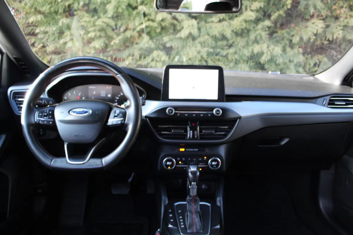 1.0 EcoBoost Hybrid ST Line Style 155PK | Stoel/stuurverwarming | Parkeersensoren | Apple/Android Carplay