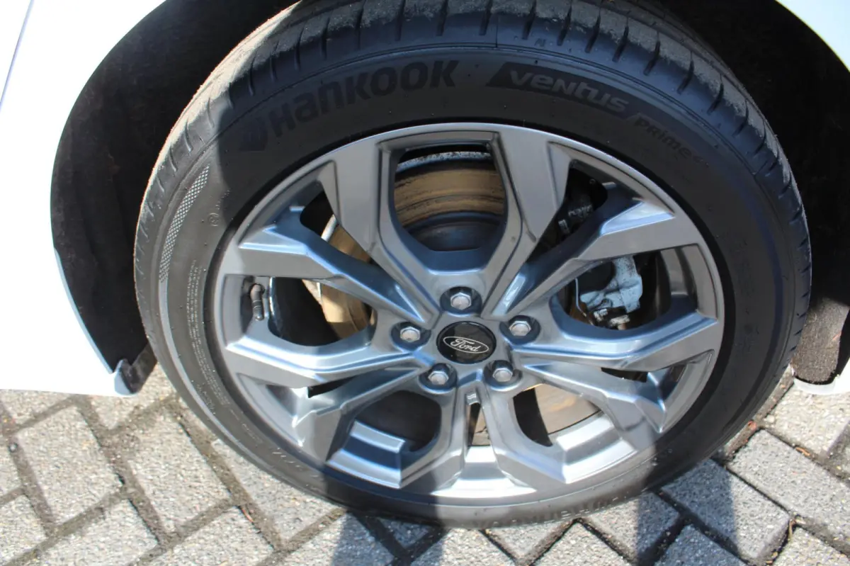 1.0 EcoBoost Hybrid ST Line Style 155PK | Stoel/stuurverwarming | Parkeersensoren | Apple/Android Carplay