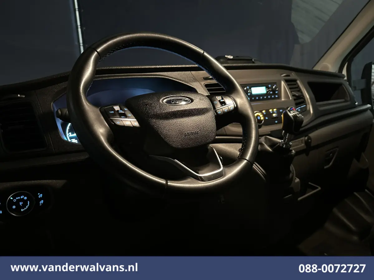 2.0 TDCI 131pk Bakwagen Laadklep Euro6 Airco | 1040kg laadvermogen | Cruisecontrol | Verwarmde voorruit Bijrijdersbank