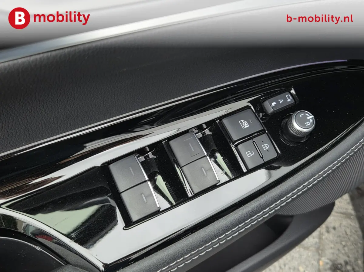 Prestige Camera Adapt. Cruise Control Panoramadak JBL | Leer | Stoelverwarming/Ventilatie | Apple CarPlay