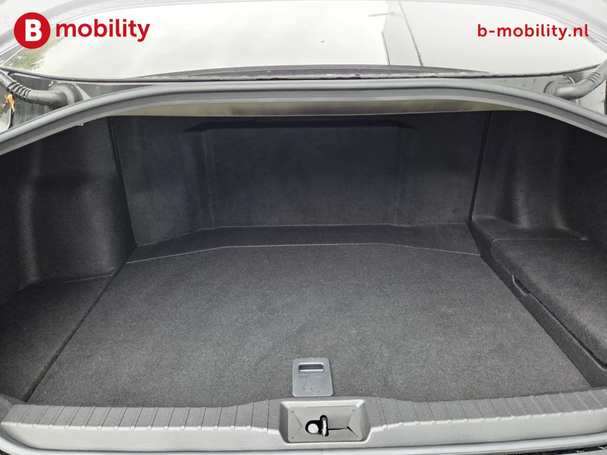 Prestige Camera Adapt. Cruise Control Panoramadak JBL | Leer | Stoelverwarming/Ventilatie | Apple CarPlay