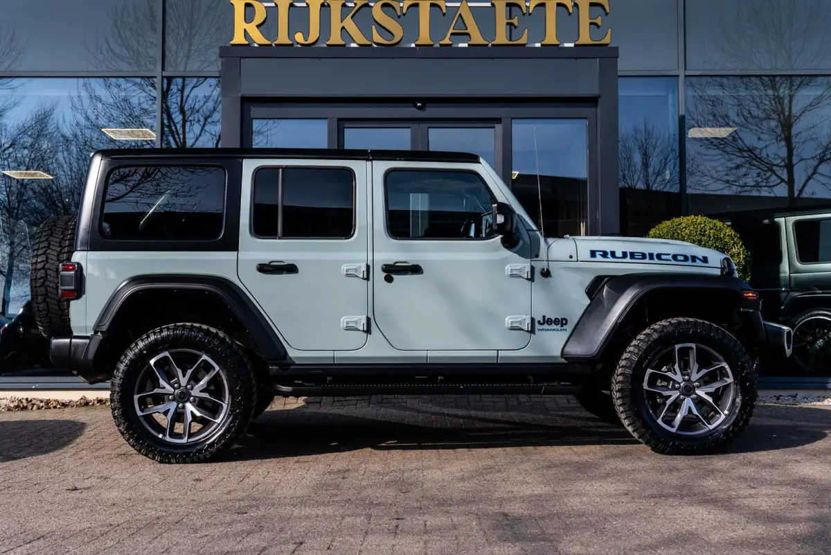 4xe 380 Rubicon|20''|ACC|360°|CABRIO