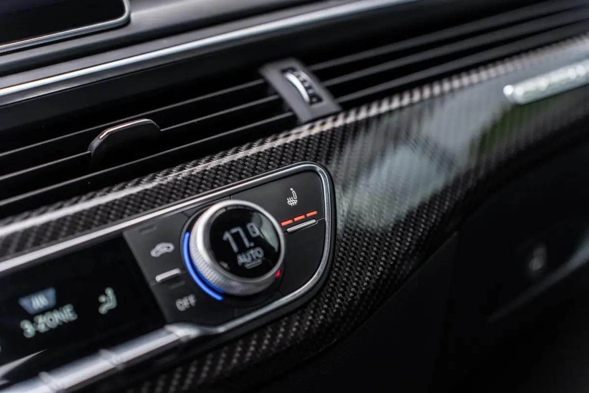2.9 TFSI Quattro|CARBON|KERAMISCH|MEMORY|B&O|20''