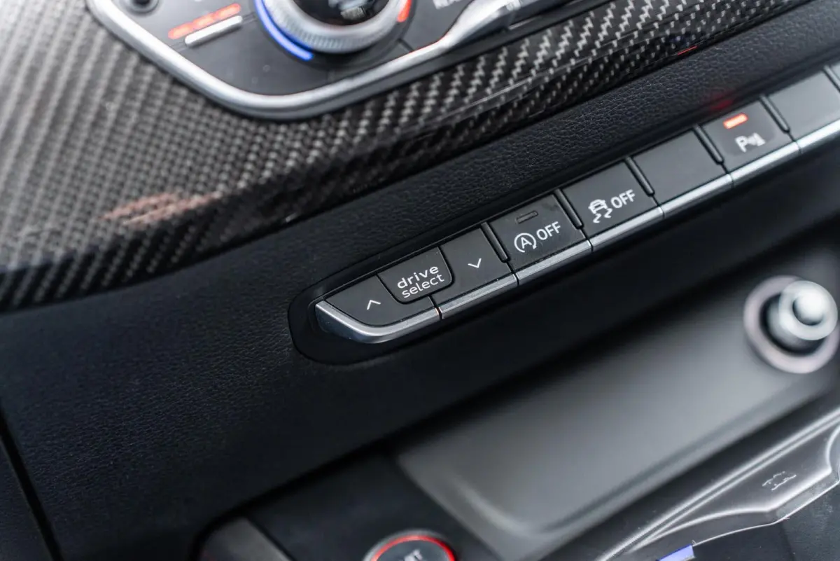 2.9 TFSI Quattro|CARBON|KERAMISCH|MEMORY|B&O|20''