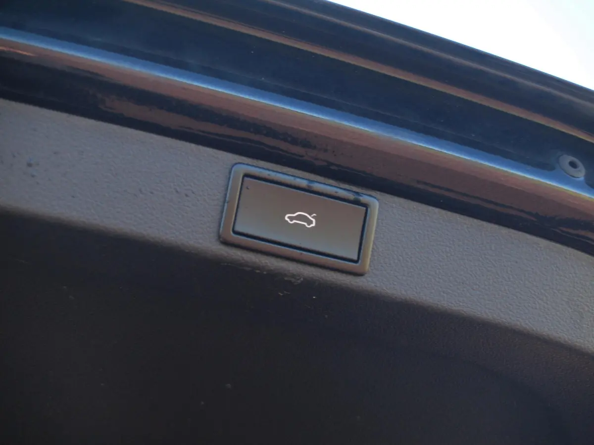 1.0 e-TSI Business Edition | DSG - Automaat | Black Optic | Camera | 18 Inch Zwarte Velgen | NL-Auto |