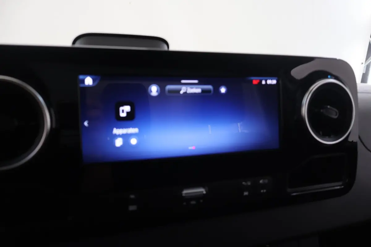 315 CDI | Aut. | L3 | Chassis | Pro | Airco | Cruise Control | Zijwindassistent | Lane Assist | Comfort-bestuurdersstoel | 3-zits | Apple Carplay/Android Auto | ELKE OPBOUW MOGELIJK