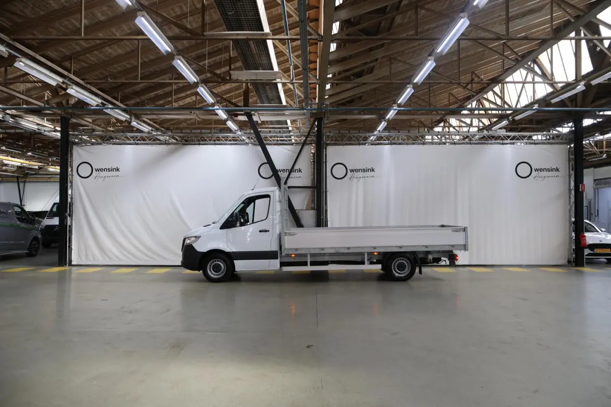 315 CDI | Aut. | L3 | Chassis | Pro | Airco | Cruise Control | Zijwindassistent | Lane Assist | Comfort-bestuurdersstoel | 3-zits | Apple Carplay/Android Auto | ELKE OPBOUW MOGELIJK