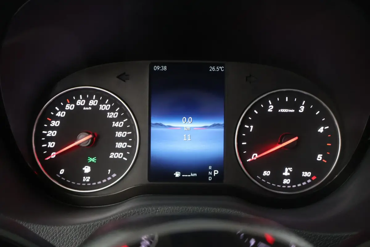 315 CDI | Aut. | L3 | Chassis | Pro | Airco | Cruise Control | Zijwindassistent | Lane Assist | Comfort-bestuurdersstoel | 3-zits | Apple Carplay/Android Auto | ELKE OPBOUW MOGELIJK