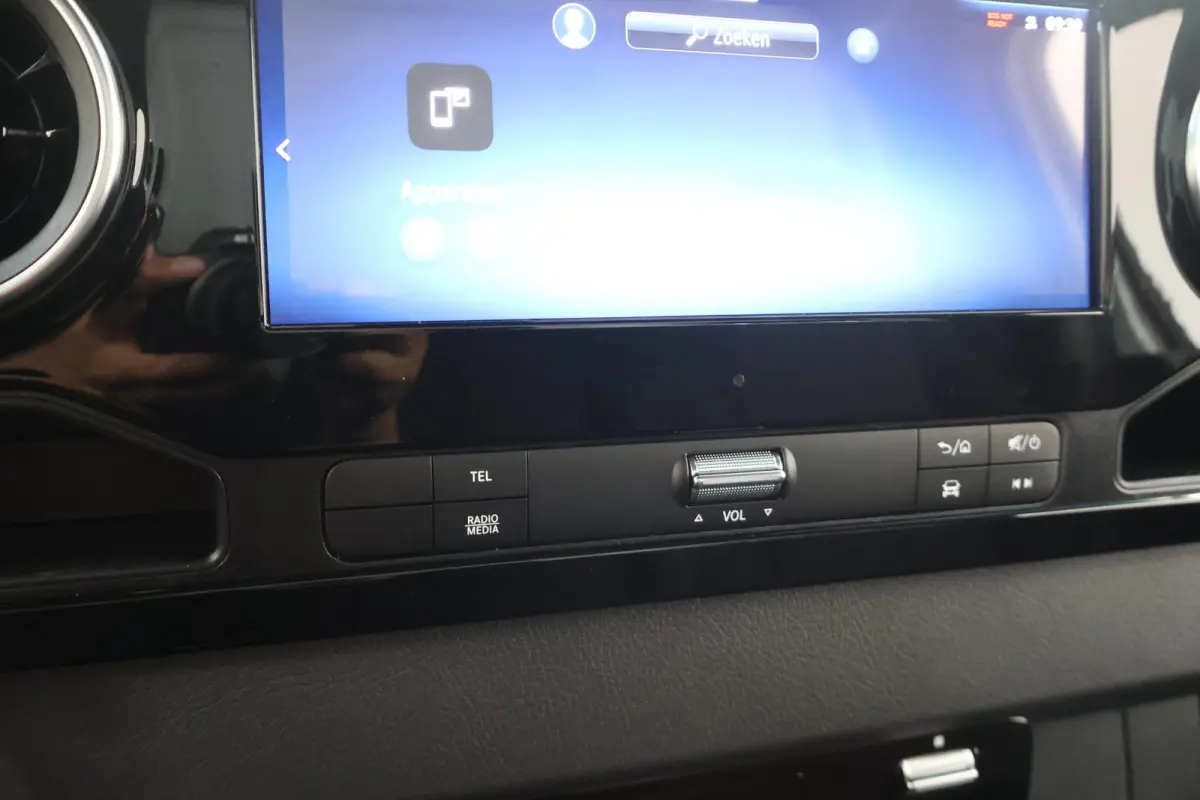 315 CDI | Aut. | L3 | Chassis | Pro | Airco | Cruise Control | Zijwindassistent | Lane Assist | Comfort-bestuurdersstoel | 3-zits | Apple Carplay/Android Auto | ELKE OPBOUW MOGELIJK