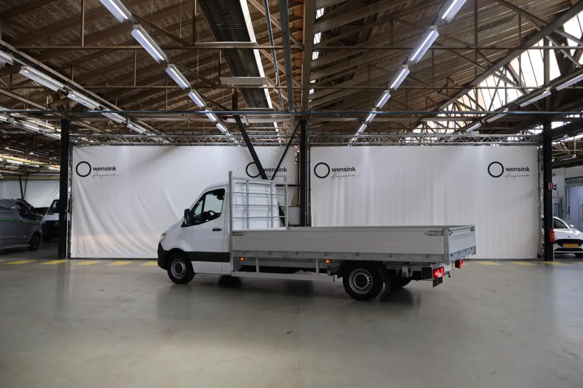 315 CDI | Aut. | L3 | Chassis | Pro | Airco | Cruise Control | Zijwindassistent | Lane Assist | Comfort-bestuurdersstoel | 3-zits | Apple Carplay/Android Auto | ELKE OPBOUW MOGELIJK