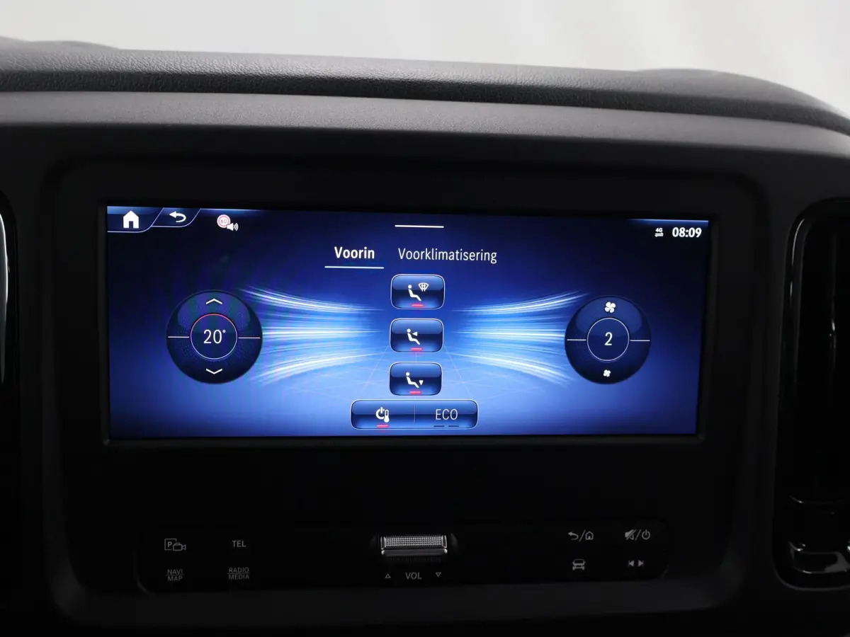 129 L2 PRO 90kWh | Snelladen 110 KWh | Parkeerpakket | Comfortbestuurdersstoel | Dodehoekassistent | Navigatie | 360KM range |