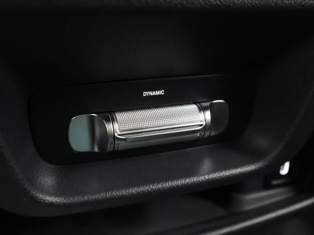 129 L2 PRO 90kWh | Snelladen 110 KWh | Parkeerpakket | Comfortbestuurdersstoel | Dodehoekassistent | Navigatie | 360KM range |