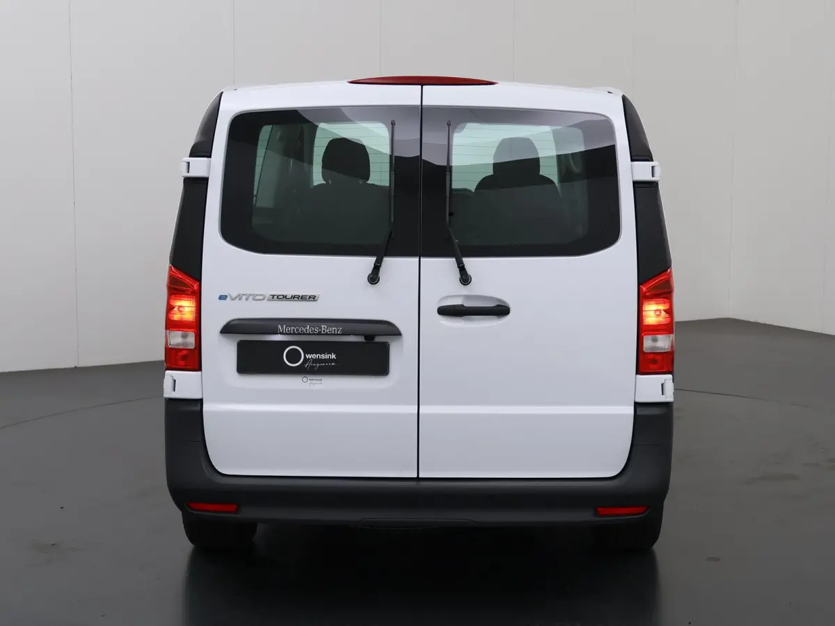 129 L2 PRO 90kWh | Snelladen 110 KWh | Parkeerpakket | Comfortbestuurdersstoel | Dodehoekassistent | Navigatie | 360KM range |