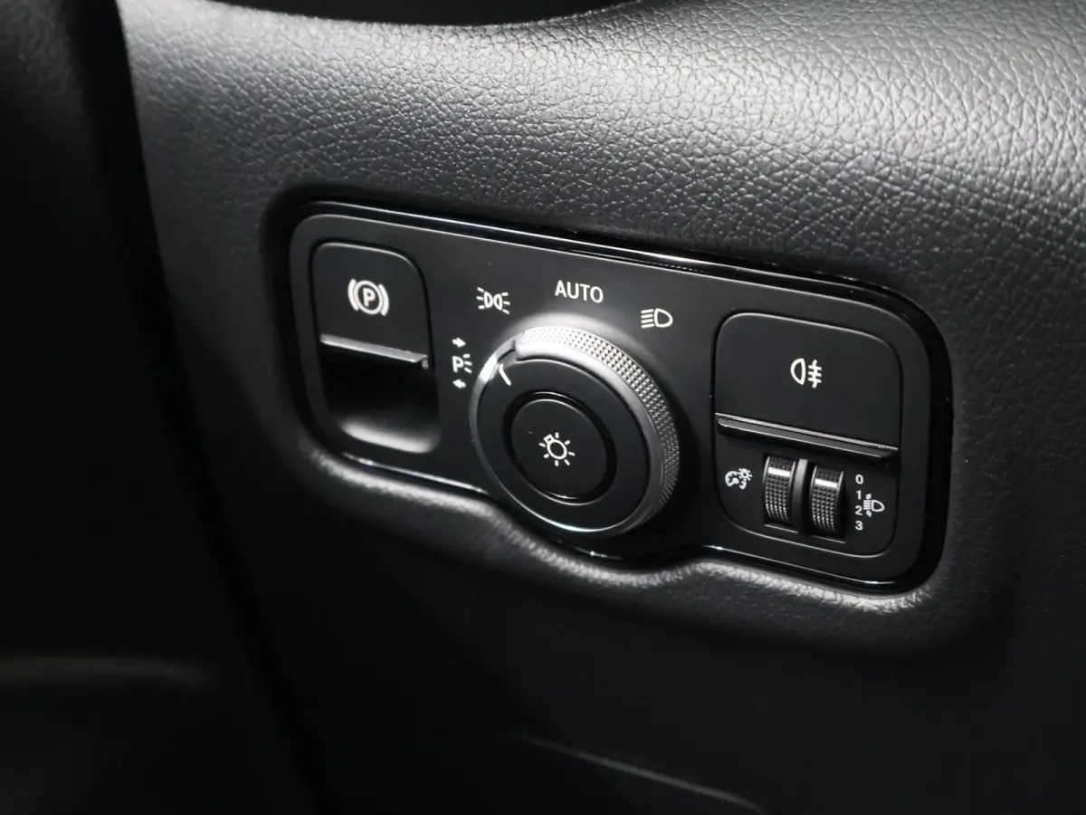 129 L2 PRO 90kWh | Snelladen 110 KWh | Parkeerpakket | Comfortbestuurdersstoel | Dodehoekassistent | Navigatie | 360KM range |