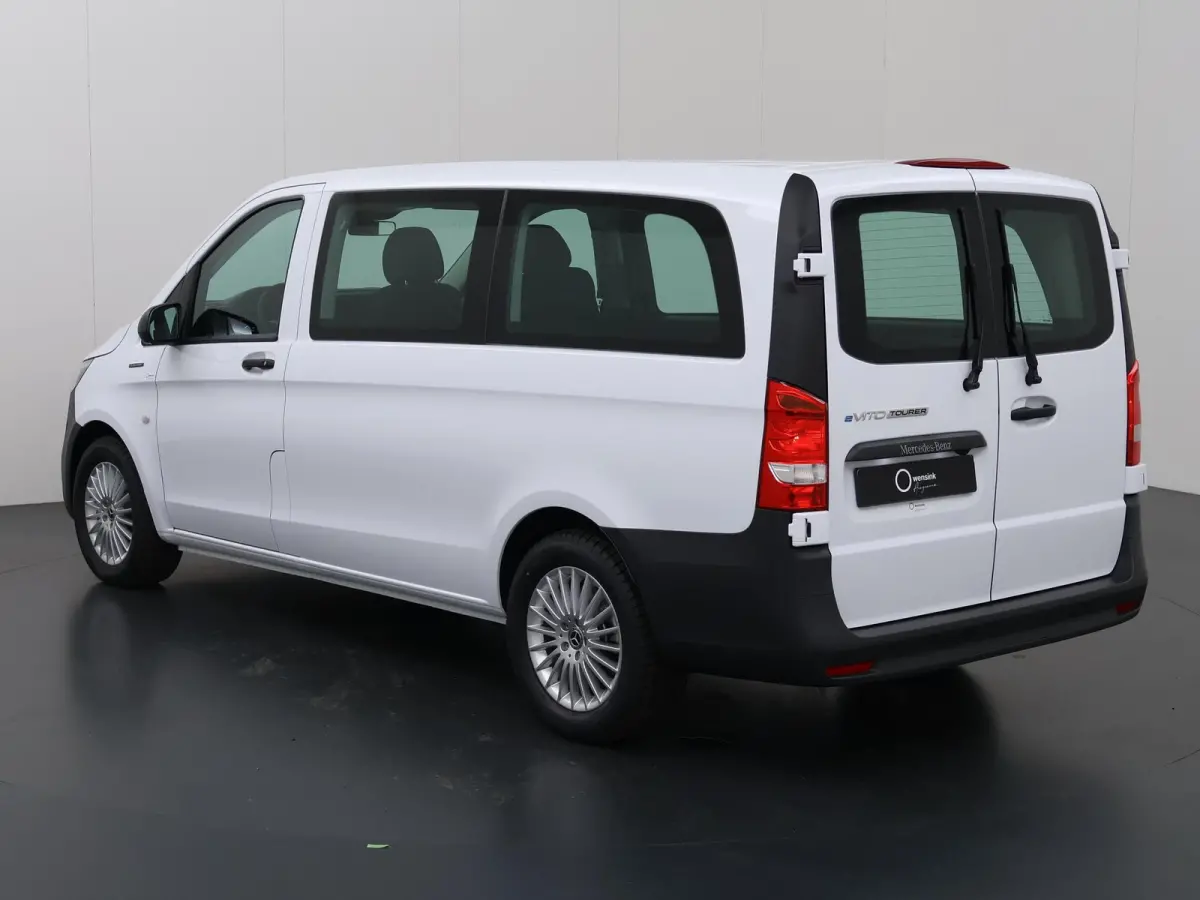 129 L2 PRO 90kWh | Snelladen 110 KWh | Parkeerpakket | Comfortbestuurdersstoel | Dodehoekassistent | Navigatie | 360KM range |