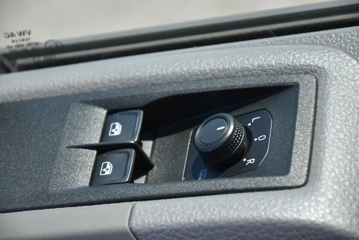 Bestel 35 2.0 TDI L4H3 Highline