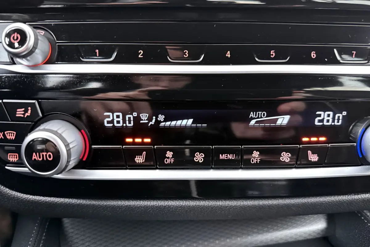 530e M-Sport Laser-LED Leder/Sportstoel Camera Carplay