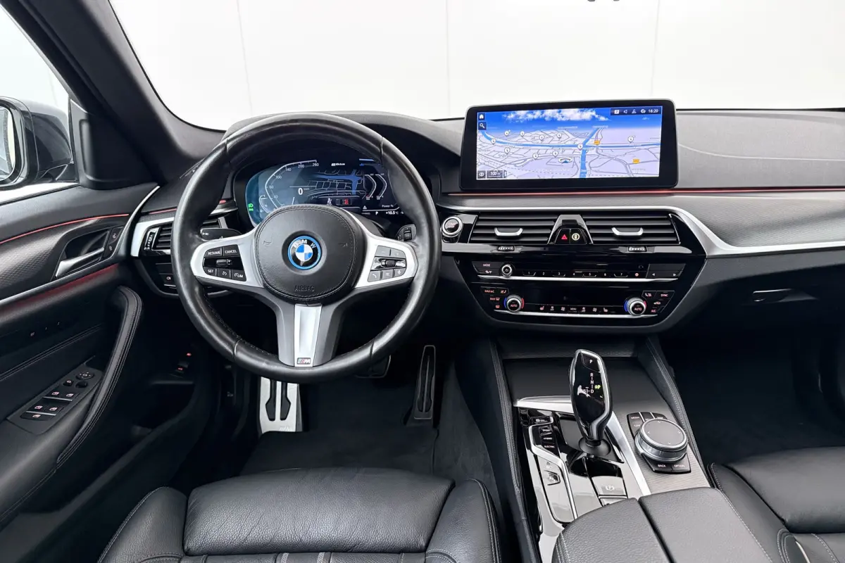 530e M-Sport Laser-LED Leder/Sportstoel Camera Carplay