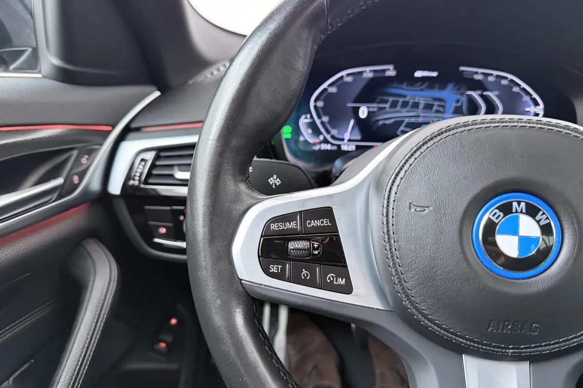 530e M-Sport Laser-LED Leder/Sportstoel Camera Carplay