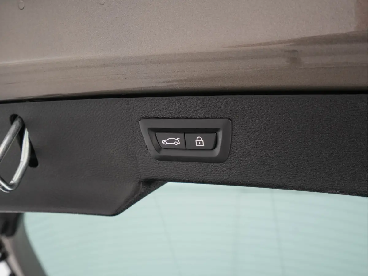 xDrive30d High Executive (INCL-BTW) Aut. *PANO | LEATHER | FULL-LED | HARMAN/KARDON | BLINDSPOT | MEMORY-PACK | DIGI-COCKPIT | HEATED-COMFORTSEATS | NAVI-FULLMAP | PRIVACYGLASS | HEAD-UP | A