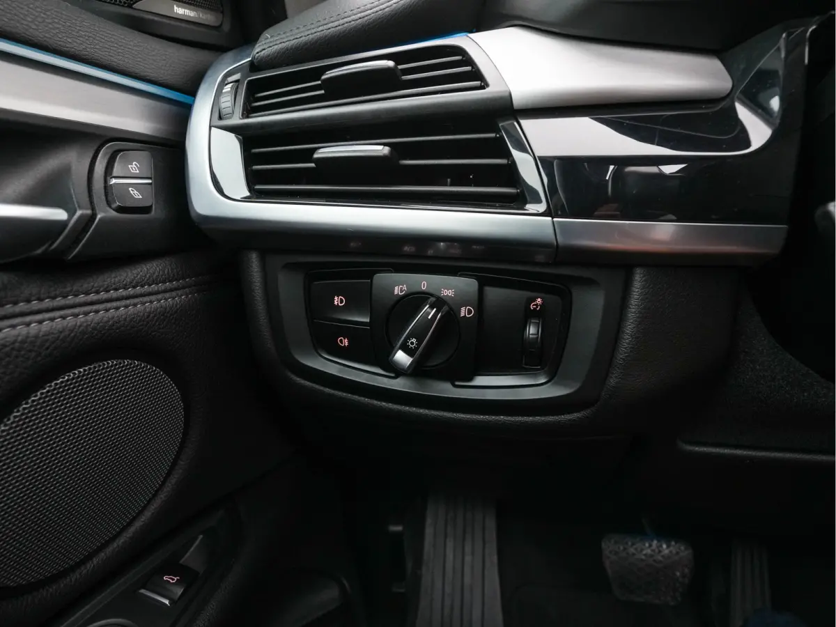 xDrive30d High Executive (INCL-BTW) Aut. *PANO | LEATHER | FULL-LED | HARMAN/KARDON | BLINDSPOT | MEMORY-PACK | DIGI-COCKPIT | HEATED-COMFORTSEATS | NAVI-FULLMAP | PRIVACYGLASS | HEAD-UP | A