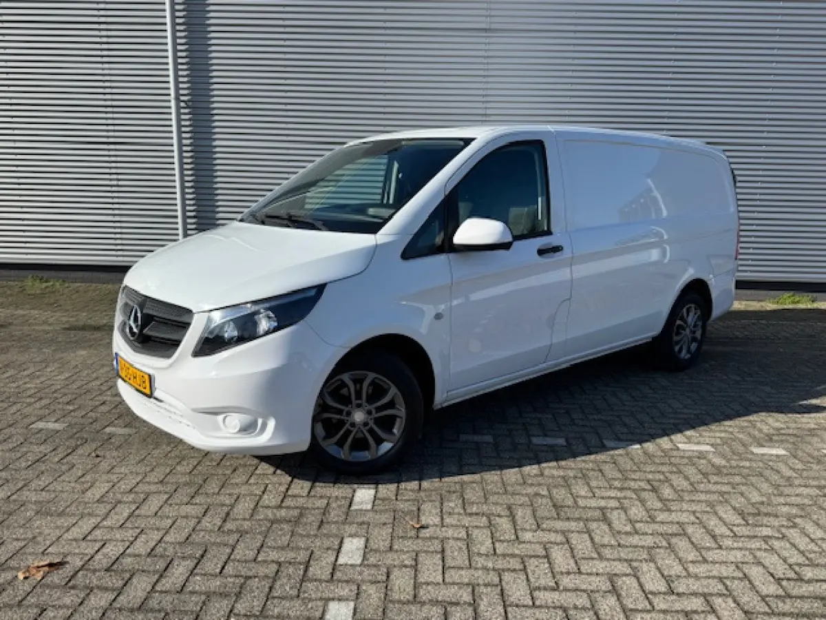 114 CDI Lang,Cruisecontrol,Navigatie,Camera,Lm-velgen, Bluetooth,
