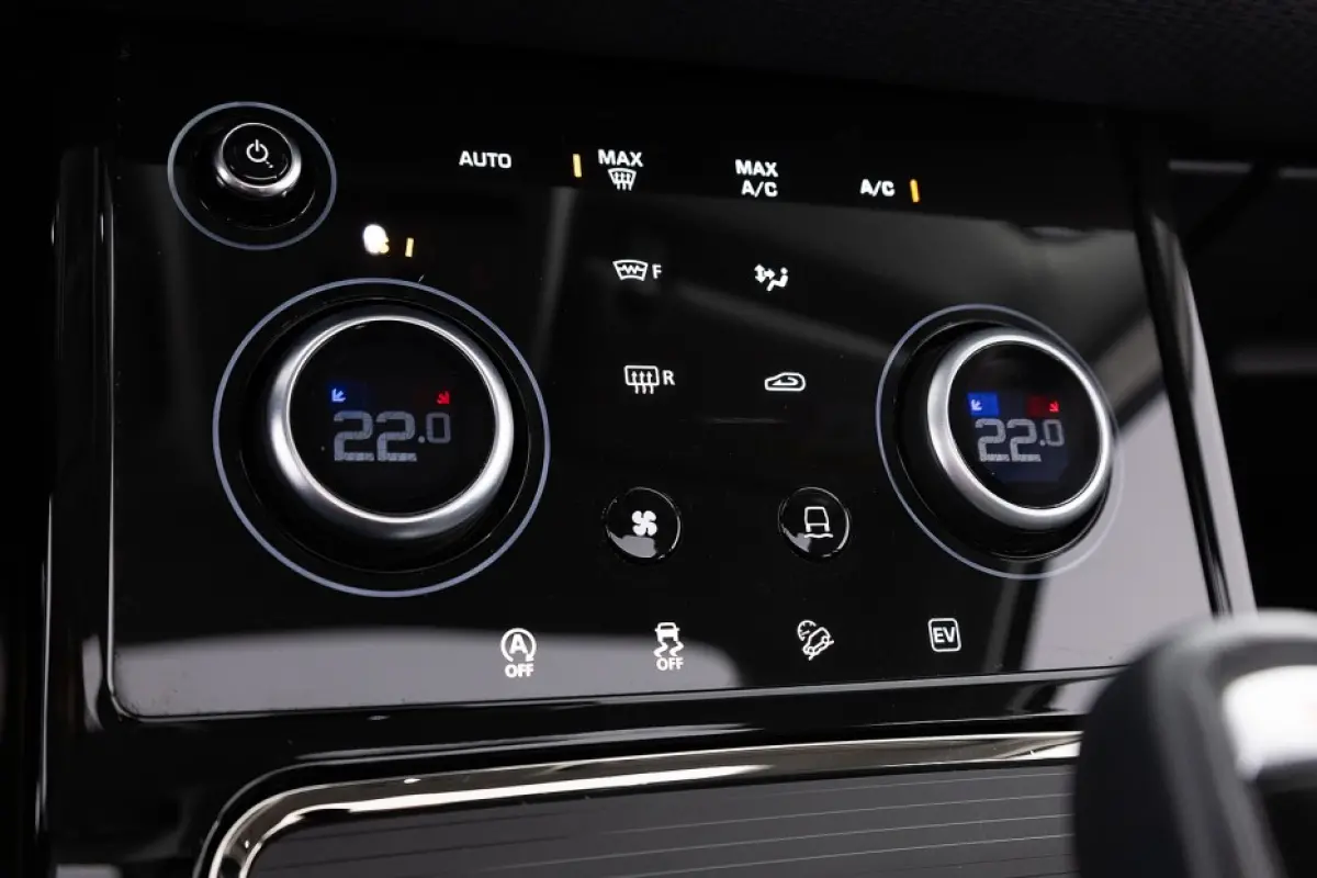 1.5 P300e AWD R-Dynamic S | PANORAMADAK | LEDER | EL. STOEL | !