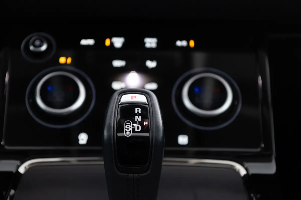 1.5 P300e AWD R-Dynamic S | PANORAMADAK | LEDER | EL. STOEL | !