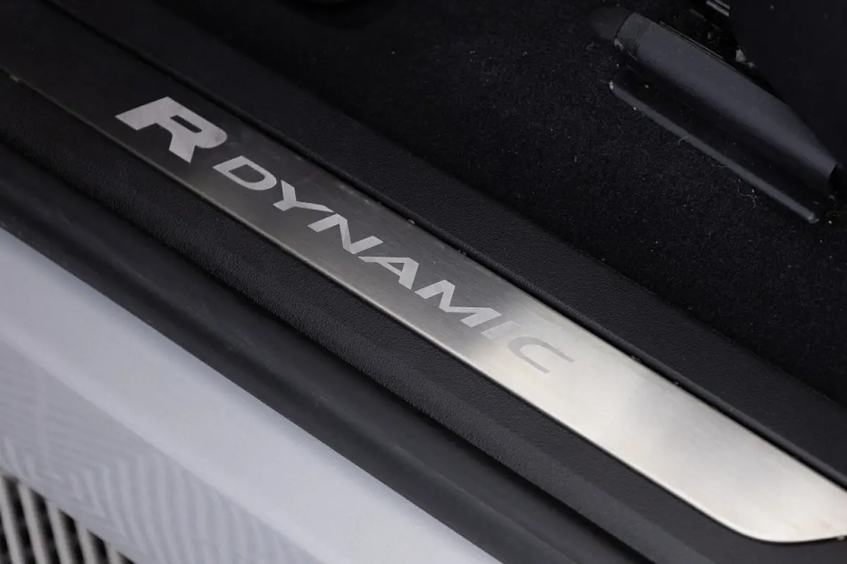 1.5 P300e AWD R-Dynamic S | PANORAMADAK | LEDER | EL. STOEL | !