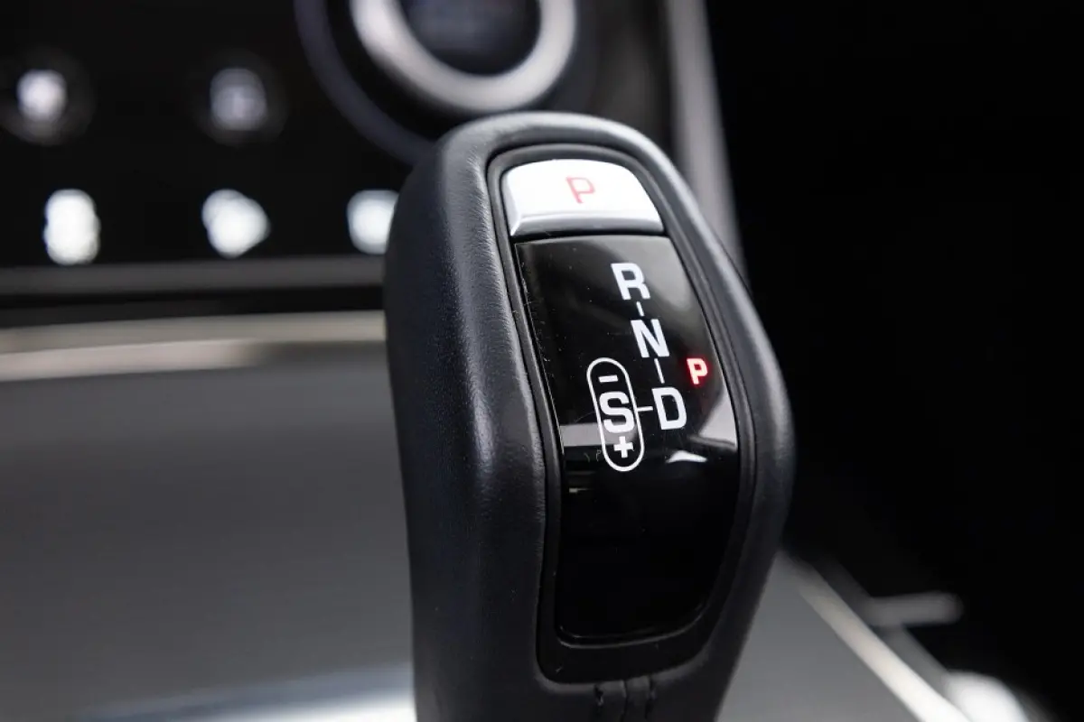 1.5 P300e AWD R-Dynamic S | PANORAMADAK | LEDER | EL. STOEL | !