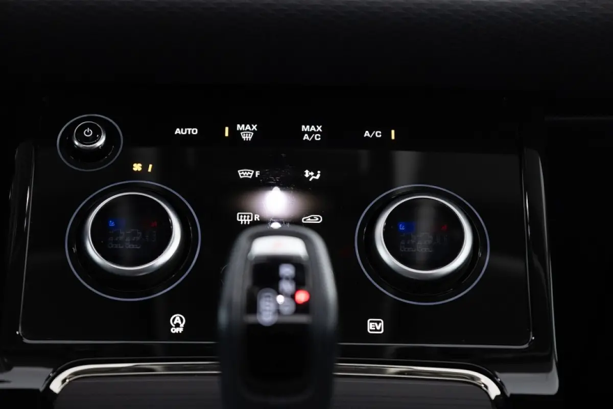 1.5 P300e AWD R-Dynamic S | PANORAMADAK | LEDER | EL. STOEL | !