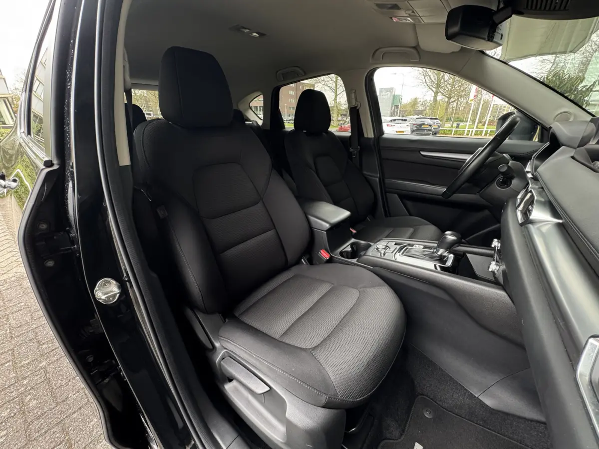 2.0 SkyActiv-G 165 Comfort Automaat Rijklaar. / Trekhaak /Camera / Navi / Clima / Cruise / ST-verwarming