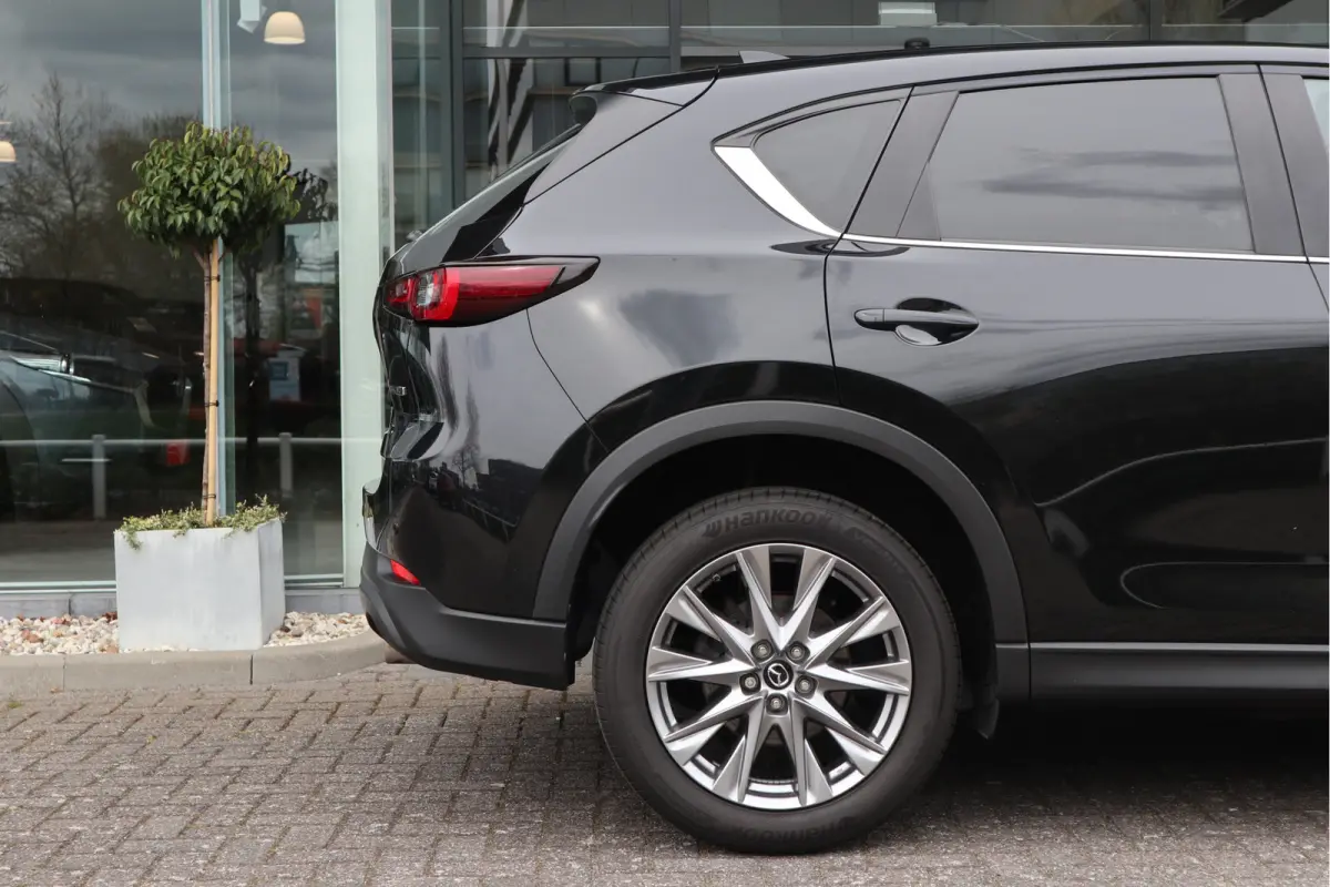2.0 SkyActiv-G 165 Comfort Automaat Rijklaar. / Trekhaak /Camera / Navi / Clima / Cruise / ST-verwarming