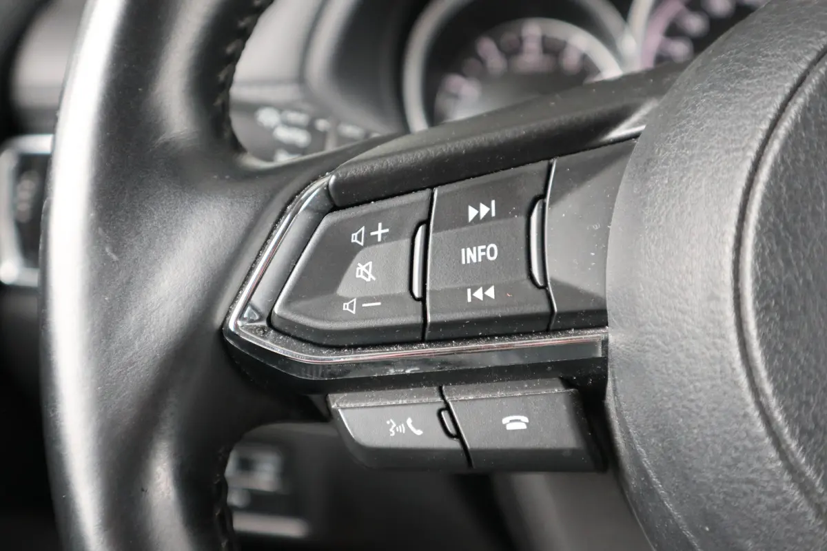 2.0 SkyActiv-G 165 Comfort Automaat Rijklaar. / Trekhaak /Camera / Navi / Clima / Cruise / ST-verwarming