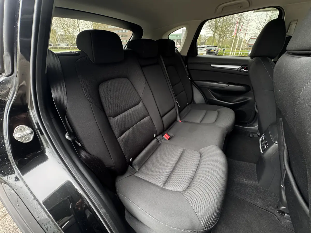 2.0 SkyActiv-G 165 Comfort Automaat Rijklaar. / Trekhaak /Camera / Navi / Clima / Cruise / ST-verwarming