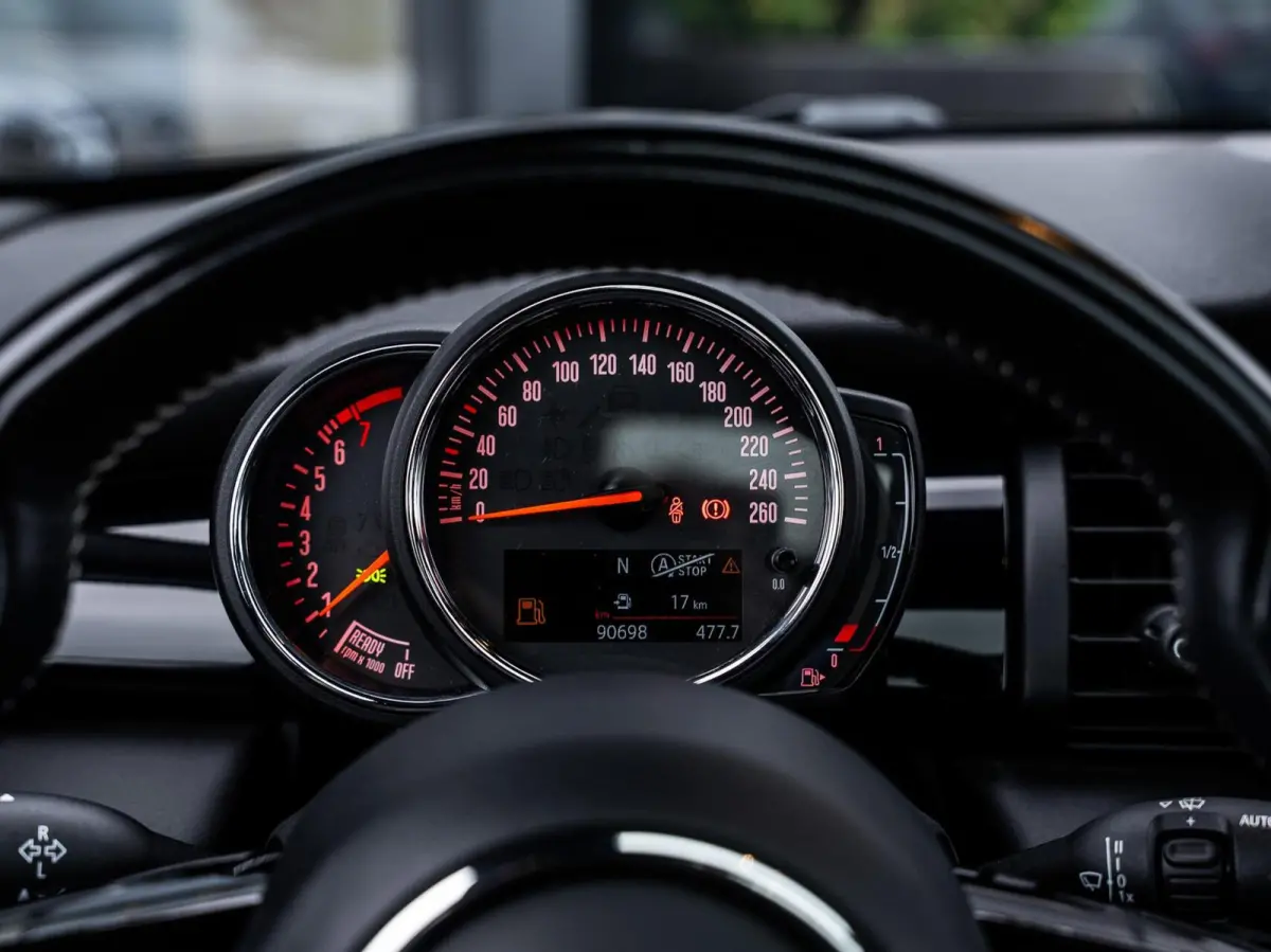 Mini 1.5 Chili|PANO|NAV|CRUISE|SFEERVERL.|NARDO