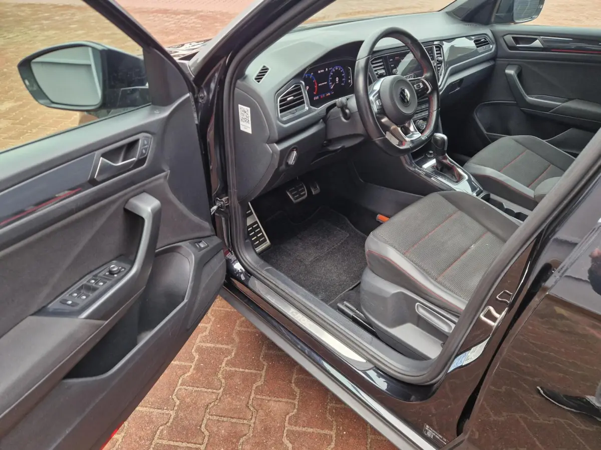 1.5 TSI Sport Business R 12MND BOVAG GAR | NAVI | CAMERA | TREKHAAK | 19" LMV