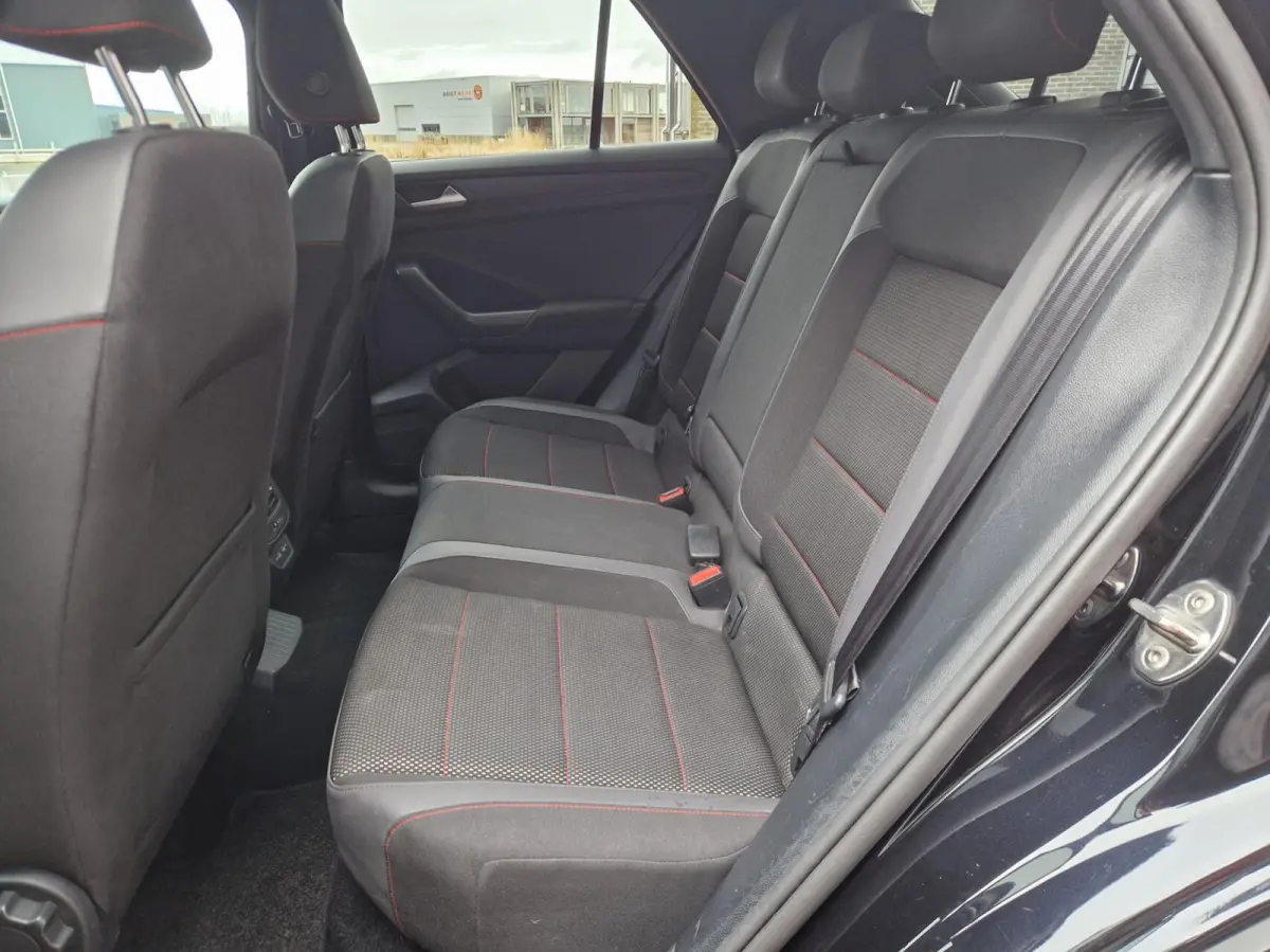 1.5 TSI Sport Business R 12MND BOVAG GAR | NAVI | CAMERA | TREKHAAK | 19" LMV