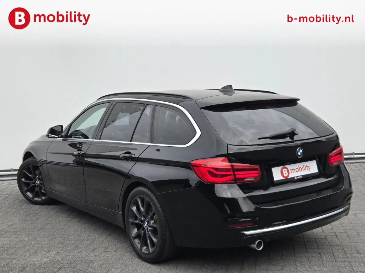 318i High Executive Luxury Line Apple CarPlay | Led Koplampen | Leer | Stoelverwarming |