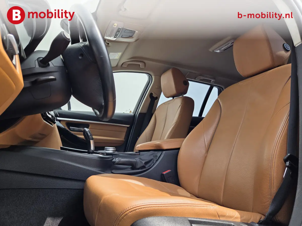318i High Executive Luxury Line Apple CarPlay | Led Koplampen | Leer | Stoelverwarming |